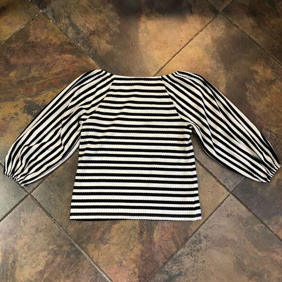 Ann Taylor Factory White Blouse Black Stripes Off The Shoulder XS - Picture 9 of 9